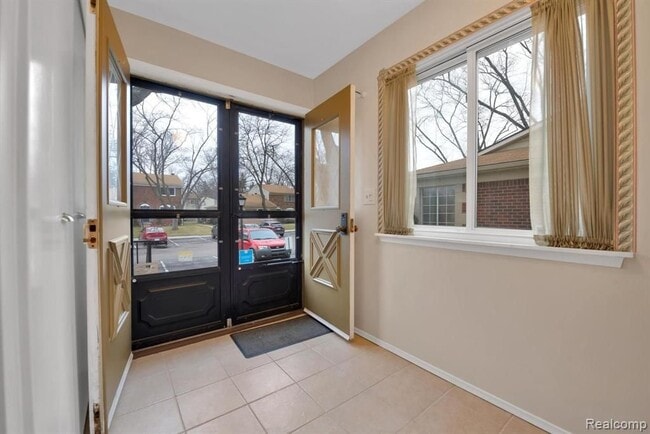 Building Photo - 1851 Shire Ct