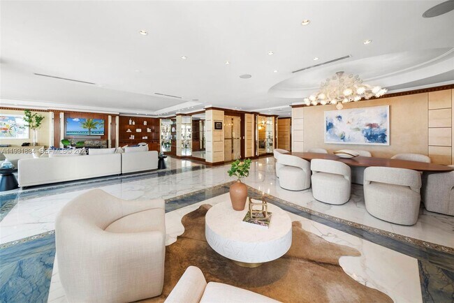 Building Photo - 7471 Fisher Island Dr