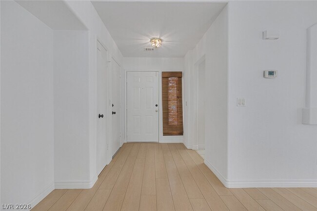 Building Photo - 8756 Harvest Valley Ave