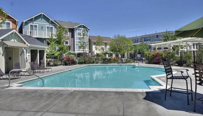 Building Photo - 40916 Gramercy Terrace