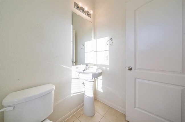 Building Photo - 9439 Grand Spark Dr