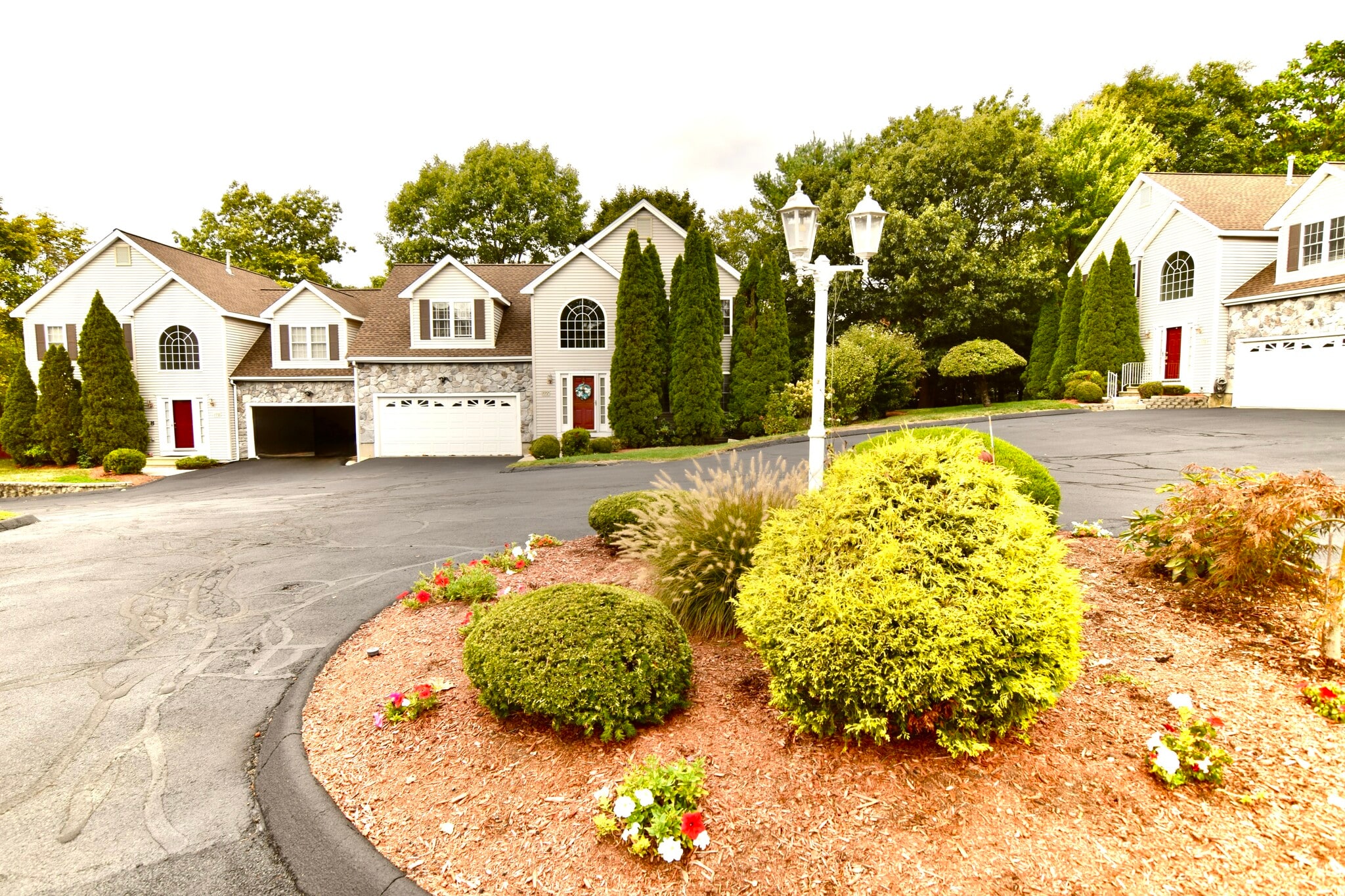 Building Photo - 172 Edgehill Rd