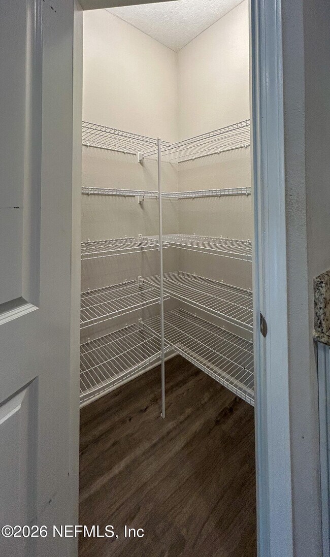 Building Photo - 2734 Copperwood Ave