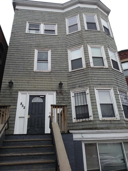 Building Photo - 852 Huntington Ave