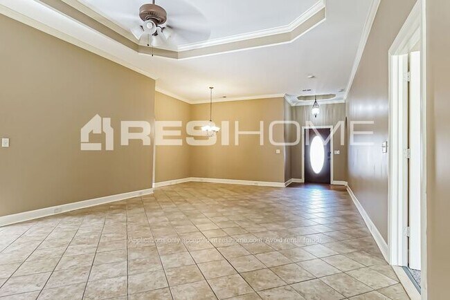 Building Photo - HOME FOR RENT!!