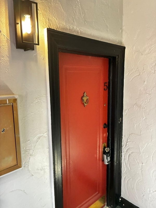 Building Photo - 2738 Riverside Ave