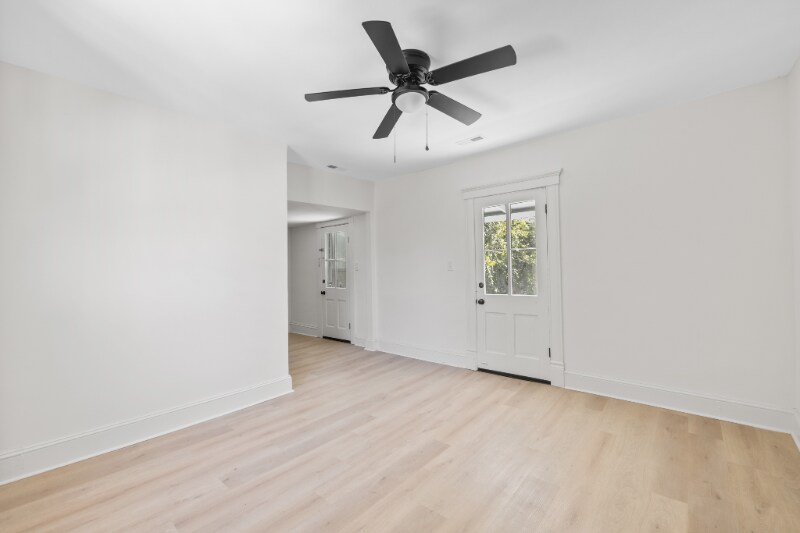 Primary Photo - 255 Maryland Ave