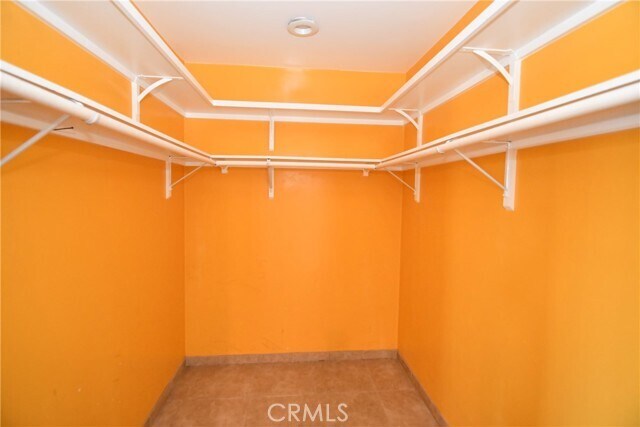 Building Photo - 14103 Fonthill Ave