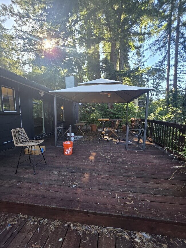 Building Photo - Compound-Style Mountain Living at Its Finest — Spacious Main Home + Brand-New Modern One-Bedroom ...