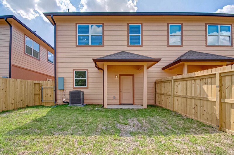 Building Photo - 2124 Abiding Grace Cir