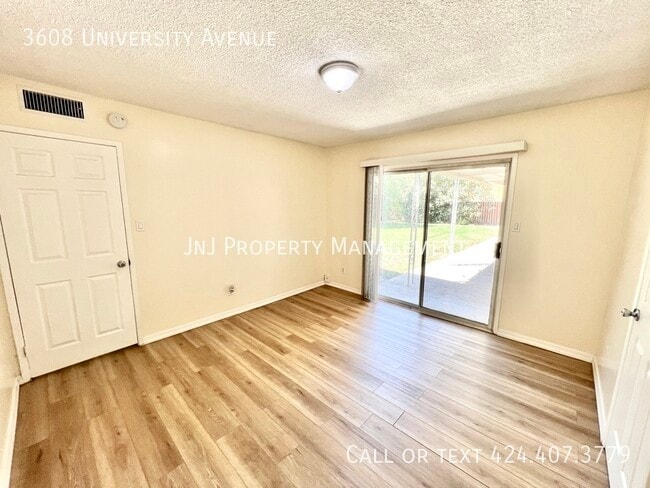 Building Photo - 3608 University Ave
