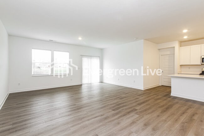 Building Photo - 3585 Cosmic Ct