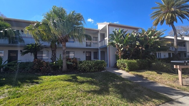 Building Photo - Nice 2/2 in the Gated East Lake Woodlands community