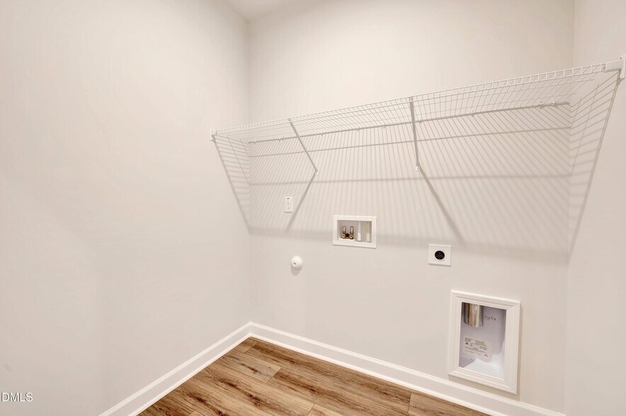 Building Photo - 206 Solaire Aly