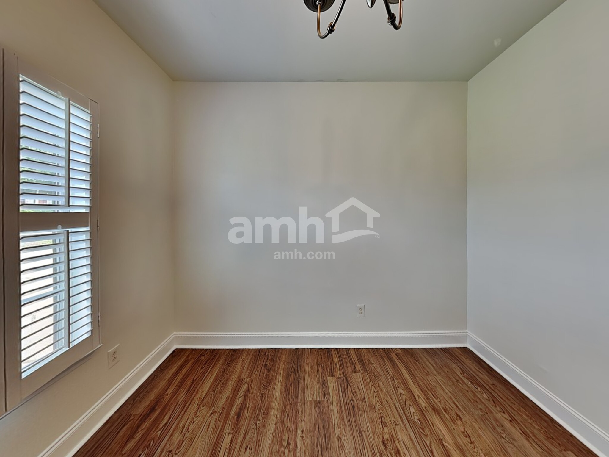 Building Photo - 5902 Carolina Manor Ct