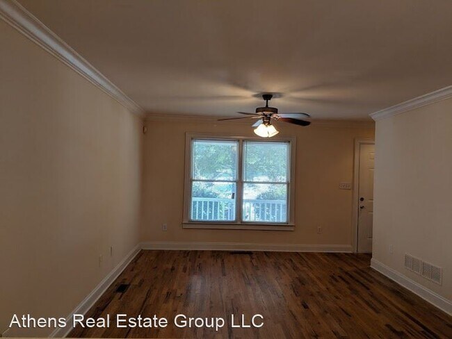 Building Photo - 5 br, 3 bath House - 170 Mandy Drive