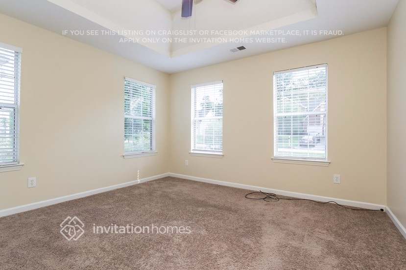 Building Photo - 733 Trigg Lake Ct