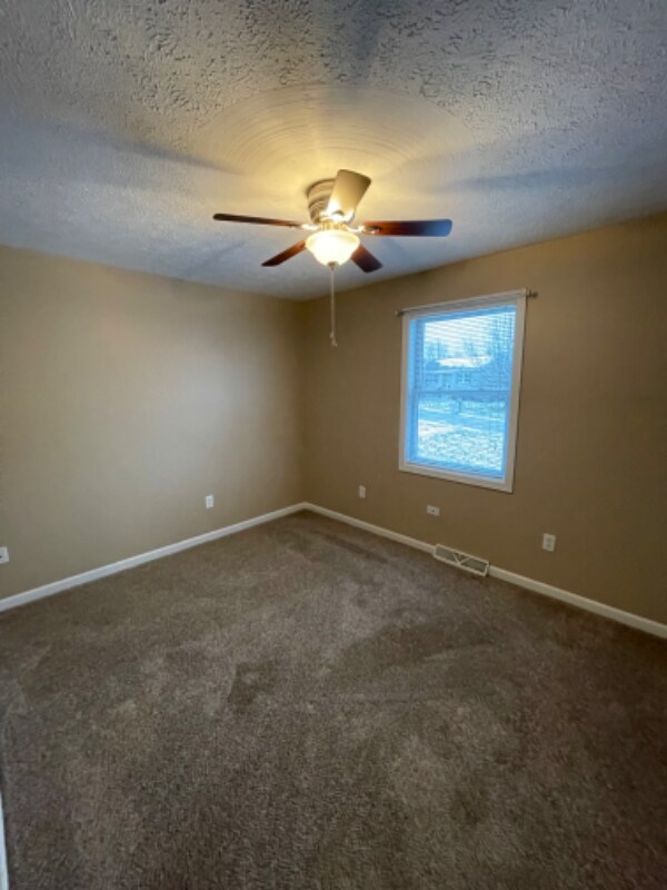 Building Photo - 302 Sheldon Ave