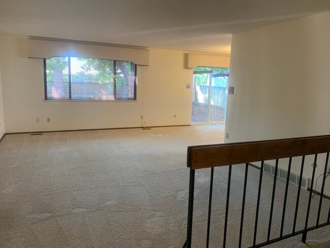 Building Photo - 13884 W 68th Dr