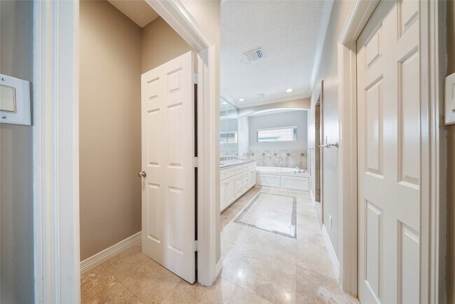 Building Photo - 4216 Eli St