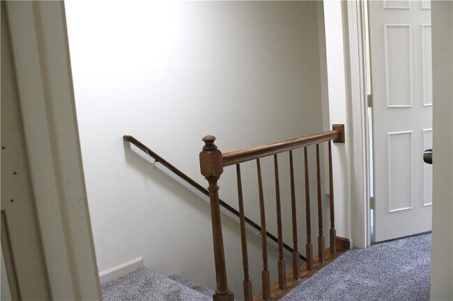 Building Photo - 1235 Sweet Pine Dr