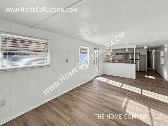 Building Photo - 1563 W Patton St