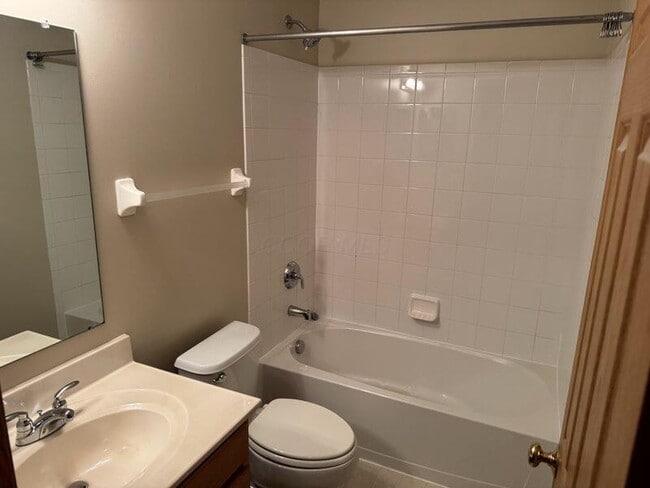 Building Photo - 5579 Eagle Harbor Dr