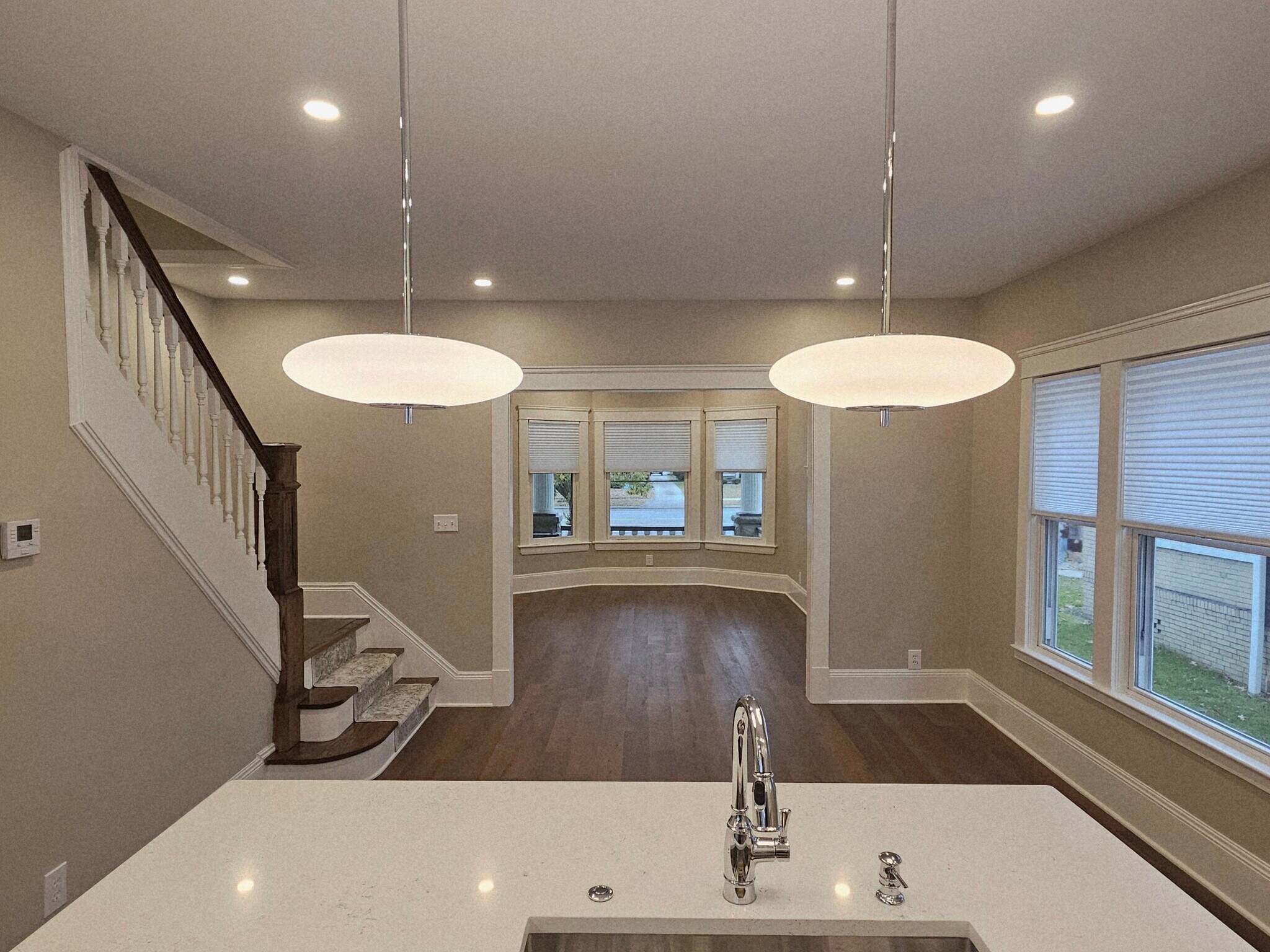 Building Photo - 9715 Clifton Blvd