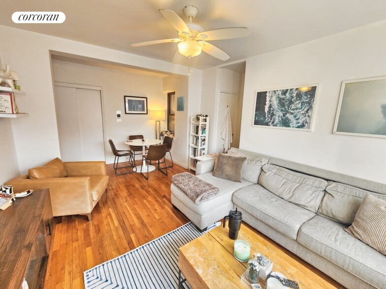 Primary Photo - 49 Morton St