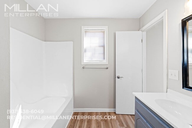 Building Photo - 123 Union St