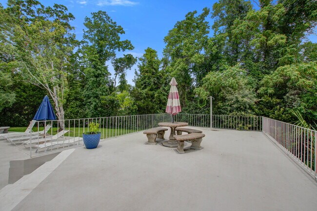 Building Photo - 1506 Ventura Pl