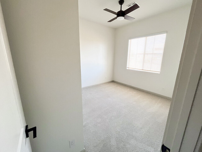 Building Photo - 4Bed/2Bath House in Rio Verde! $199 MOVE-I...