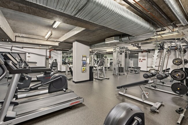 Building Photo - Metrome - Ground floor with patio - 1 bedr...