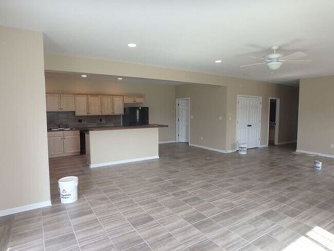 Building Photo - 1620 Co Rd 409