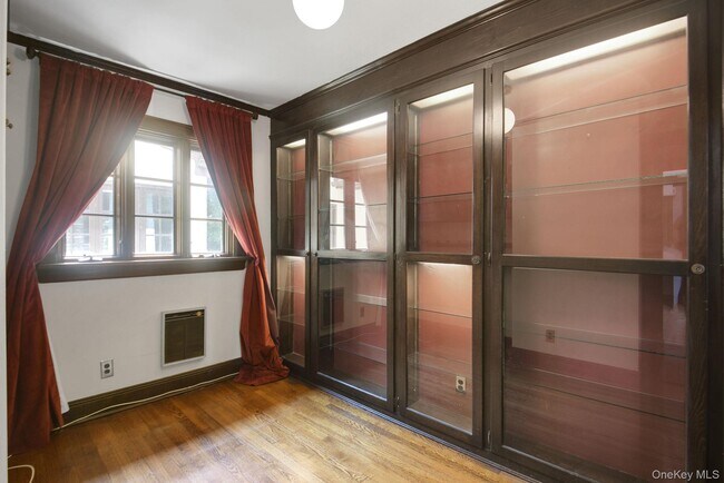 Building Photo - 46 Fenimore Rd