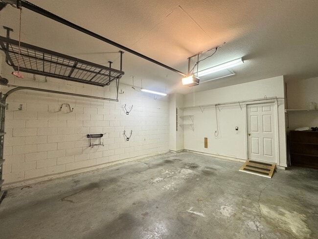 Building Photo - Resort-Style Solivita Home Ready For Move-in! [55+ Community]