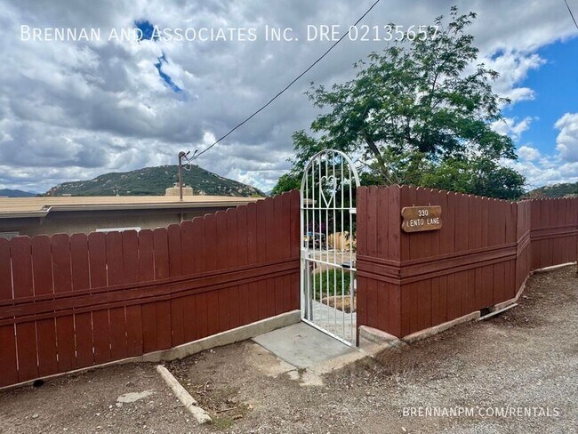 Building Photo - 330 Lento Ln