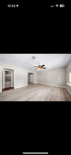 Building Photo - 7418 Oscar Dr