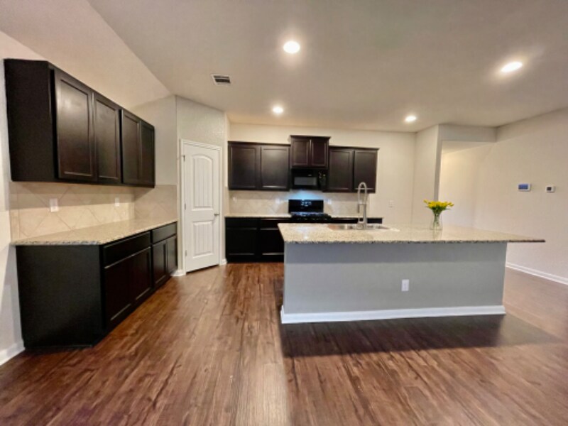 Building Photo - 2501 McCrae