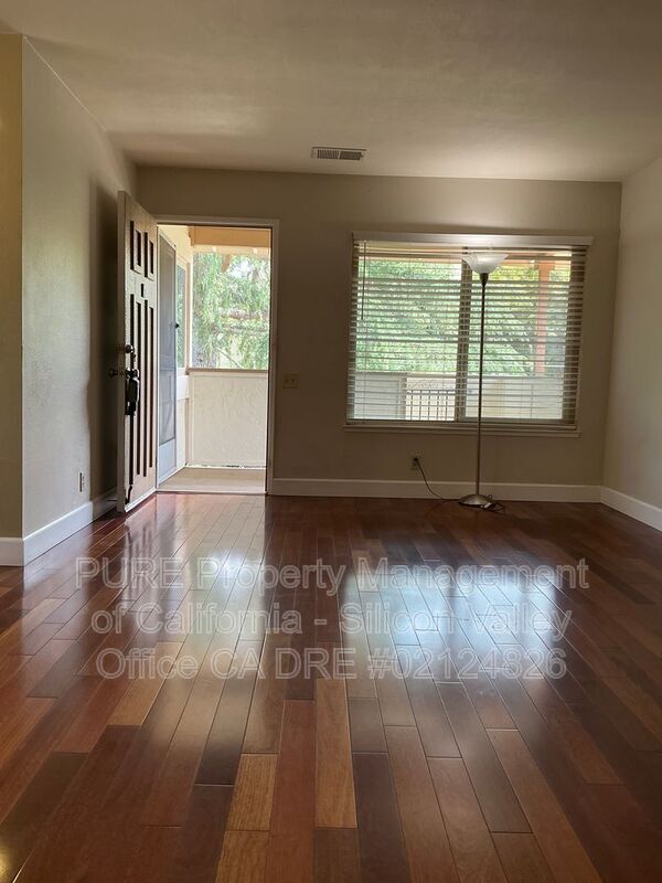 Building Photo - 5387 Colony Green Dr