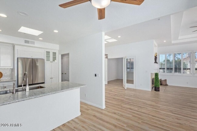 Building Photo - 7222 E Gainey Ranch Rd