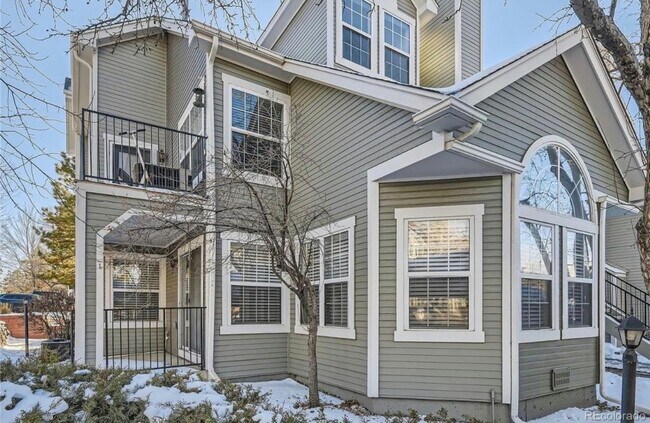 Building Photo - 6702 S Ivy Way