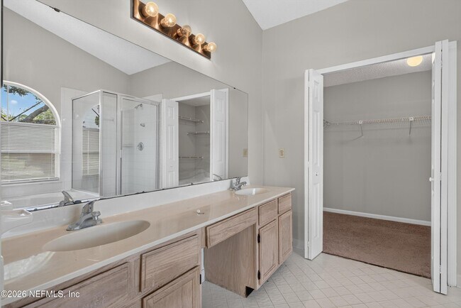 Building Photo - 400 Ashcroft Landing Dr