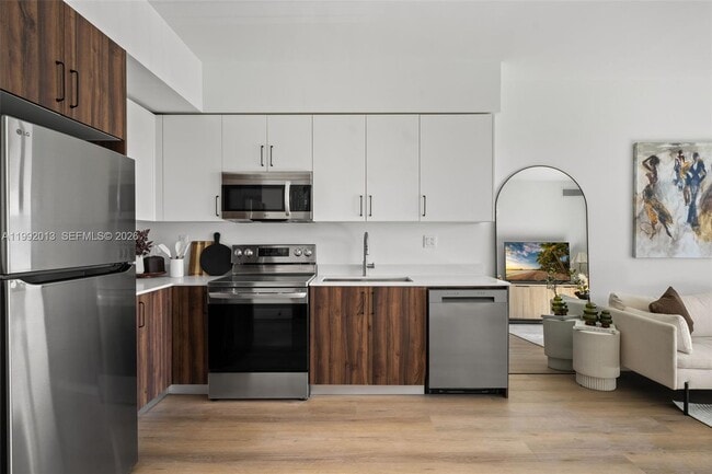 Building Photo - 2479 NE 192 St