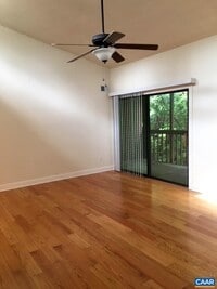 Building Photo - 114 Turtle Creek Rd