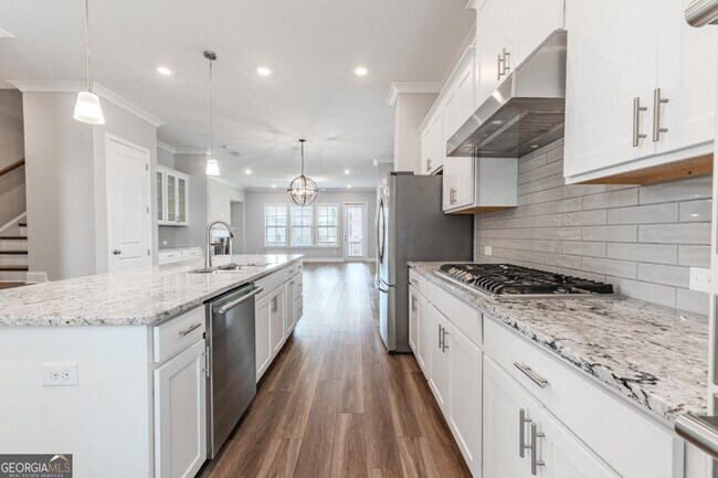 Building Photo - 5051 Pinckney Ln