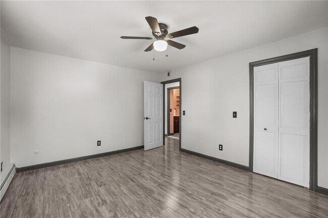 Building Photo - 2160 Mineral Spring Ave