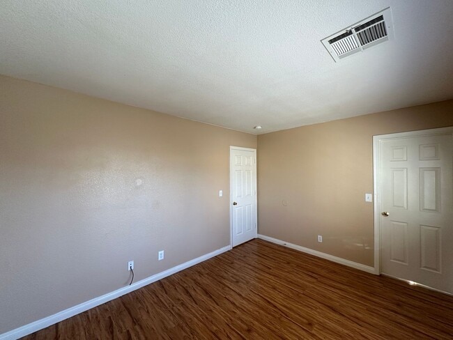 Building Photo - Grand Canyon Terrace