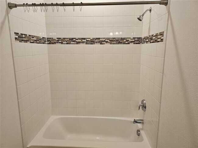 Building Photo - 806 Benjamin Trail