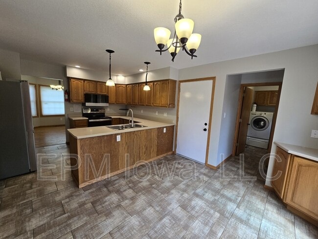 Building Photo - 4710 Donald Dr